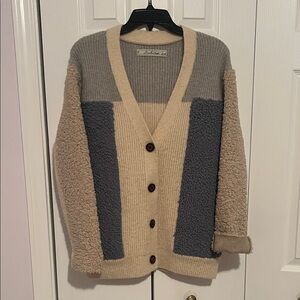 Women’s Beige and Gray Cardigan Sweater